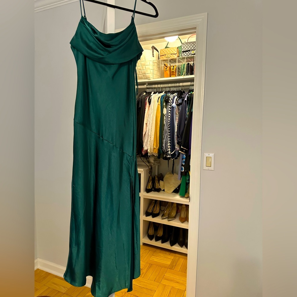 Elegant Emerald Green Cowl Neck Maxi Dress